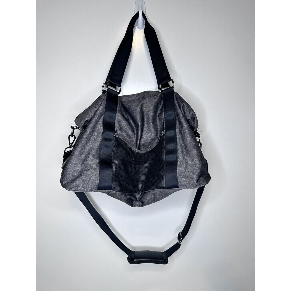 Fabletics‎ Gym Bag Beach Yoga Crossbody Tote Travel Duffel Workout Pilates - Picture 3 of 16